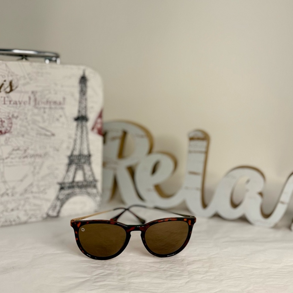 🌸KROKAROUND pre-owned women’s sunglasses brown sunglasses.